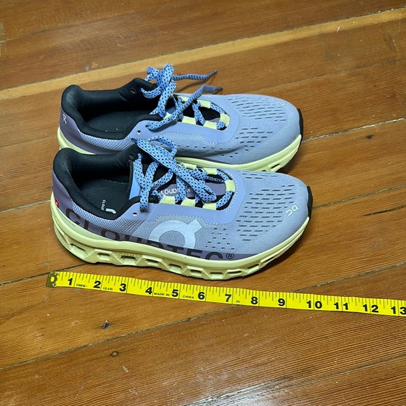 On Running Shoes in Purple and Cream - Picture 10 of 11